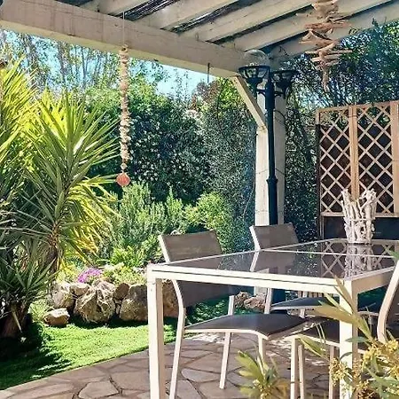 Alojamento de Acomodação e Pequeno-almoço La Bastide Du Levant A 50m De La