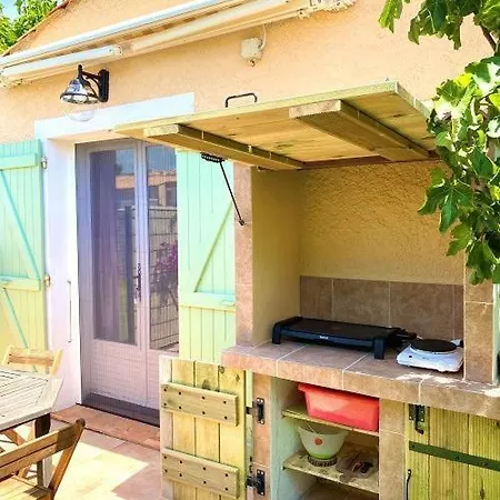 La Bastide Du Levant A 50m De La Bed & Breakfast