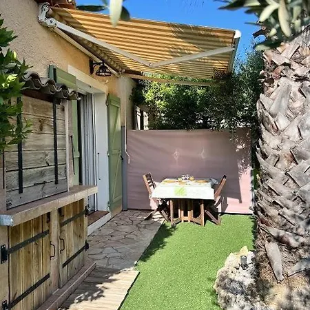 La Bastide Du Levant A 50m De La Отель типа 