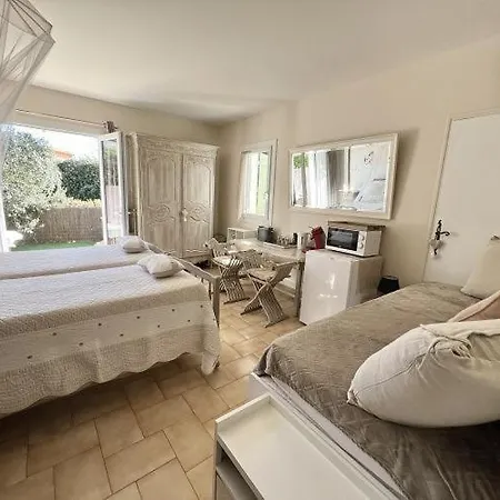 La Bastide Du Levant A 50m De La סן-מקסים